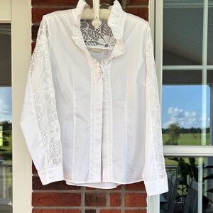 NWT Soft Surroundings White Ruffled Blouse size Large.